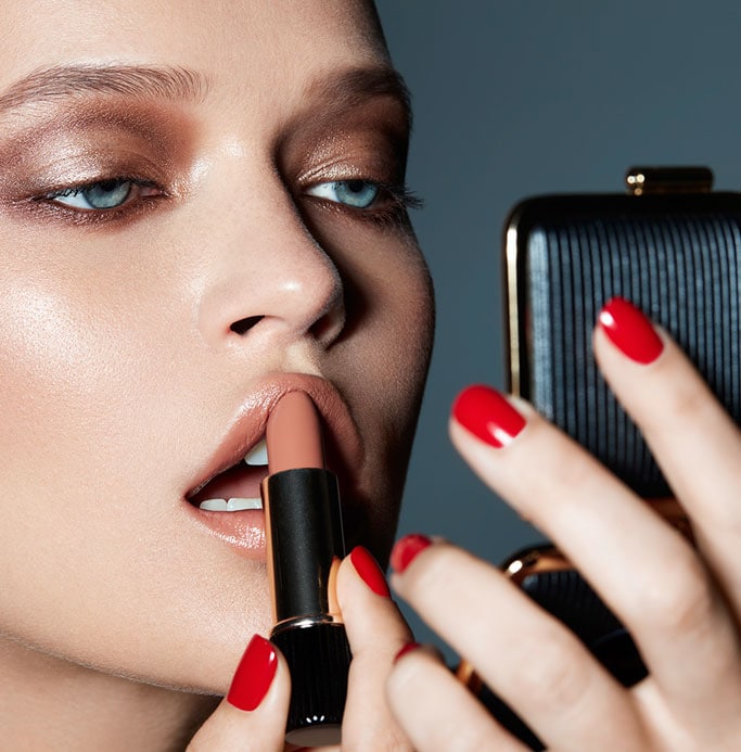 Αποτέλεσμα εικόνας για victoria beckham estee lauder