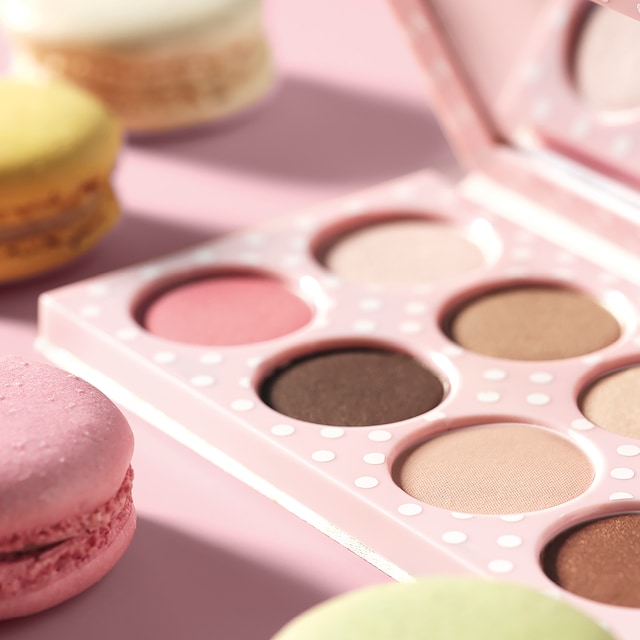 Estée Lauder x Ladurée