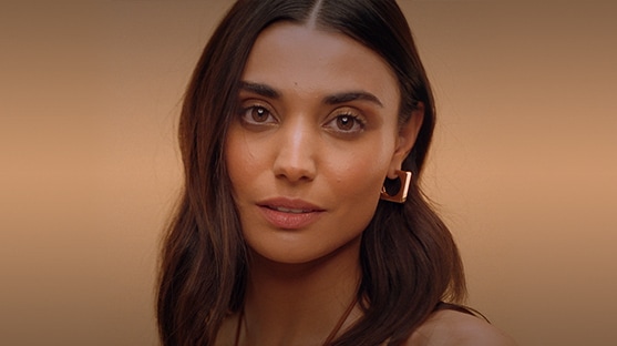 Model with sunkissed skin 