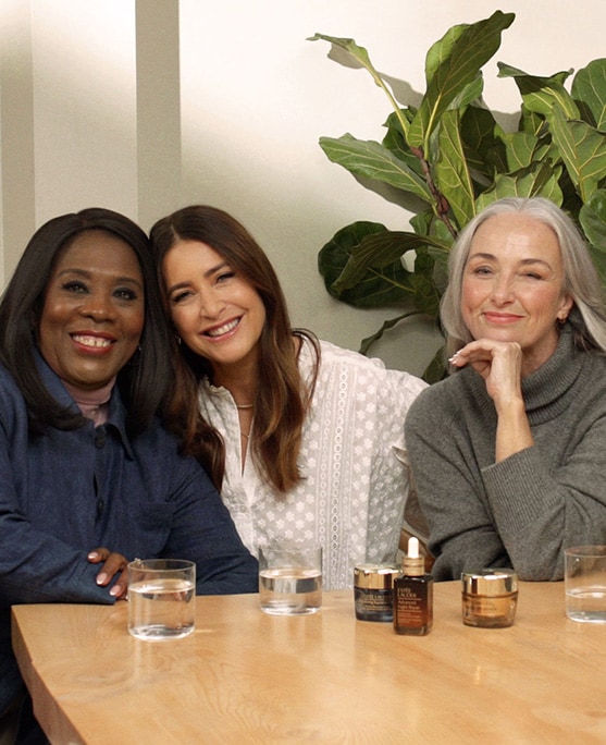 An image of Tessa, Lisa and Lolly