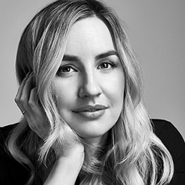 Global Pro Makeup Artist Emma Tillman