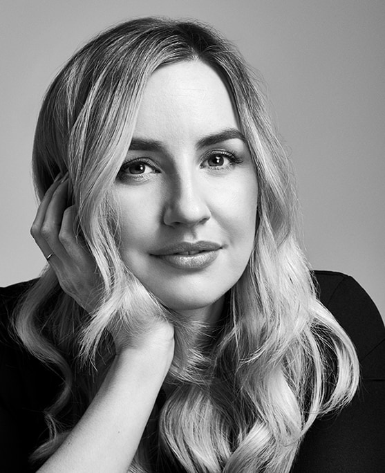 Global Pro Makeup Artist Emma Tillman