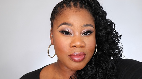 Pro Artist Melissa Clovey in glamorous makeup. 